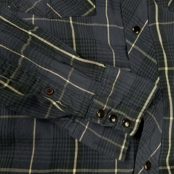 Salt Velley Mens Button Down Flannel - Picture 4 of 5